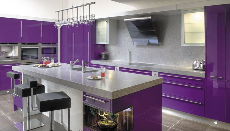 Lemari dapur aluminium warna ungu